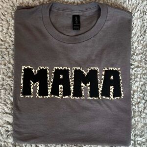 Gildan Charcoal 'MAMA' Graphic Tee